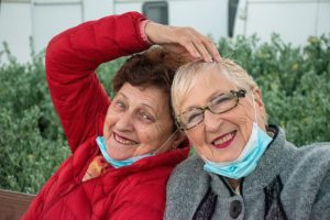 『認知症の人が見る景色』は、時・所の常識を超えてお互いが楽しく暮らせる世界を創ろうと提案します！