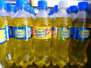 口をつけて飲んだペットボトルの飲み残しって、飲んでも大丈夫?