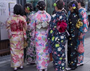 膀胱癌や前立腺癌などのがん治療で、食欲不振・全身倦怠感に苦しむ102人の患者さんを漢方薬で改善できた実例を紹介!