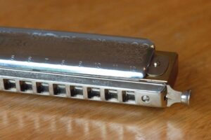 レクリエーションだけじゃない!エビデンスがちゃんとある音楽療法なら、明るくなったり、よく笑って穏やかになります!(前編)